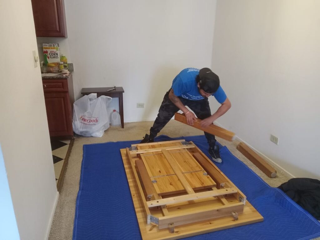 How to Wrap Furniture While Moving?